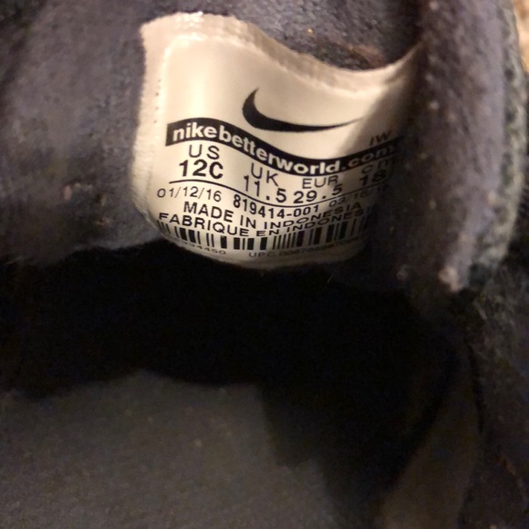 Size 12C Boys US Nike Revolution 3; worn - Picture 4 of 6